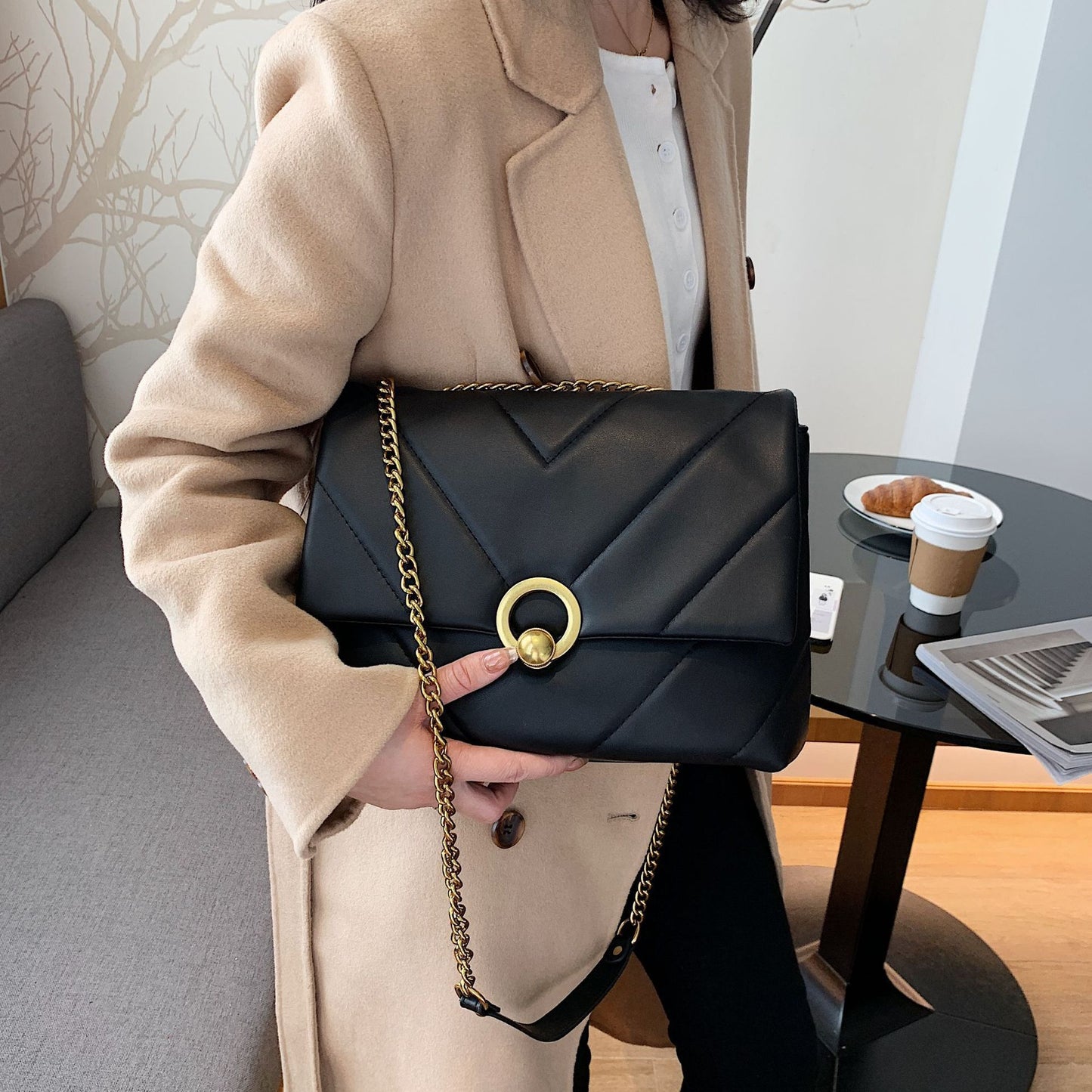 New Retro Fashion Ladies Chain One Shoulder Messenger Bag